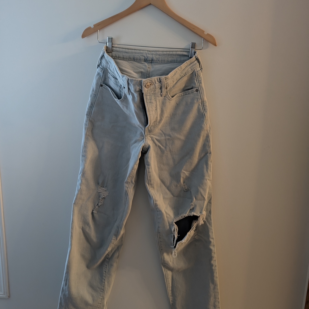 Distressed Light Blue Jeans